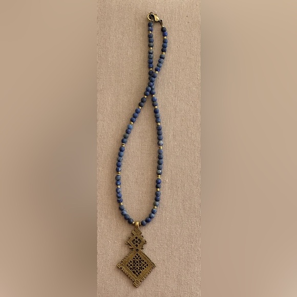 26 inch Lapis Lazuli Gemstone and brass bead necklace NWOT - Picture 8 of 12